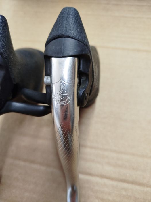 Ergopower Campagnolo de 9 velocidades
