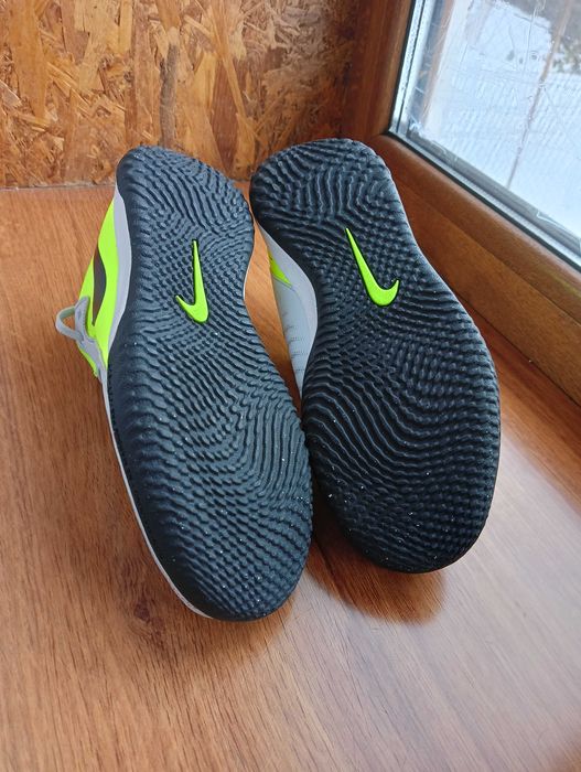 Футзалки 34 - 35 Nike. Оригінальні. копи кроссовки: 1 500 грн