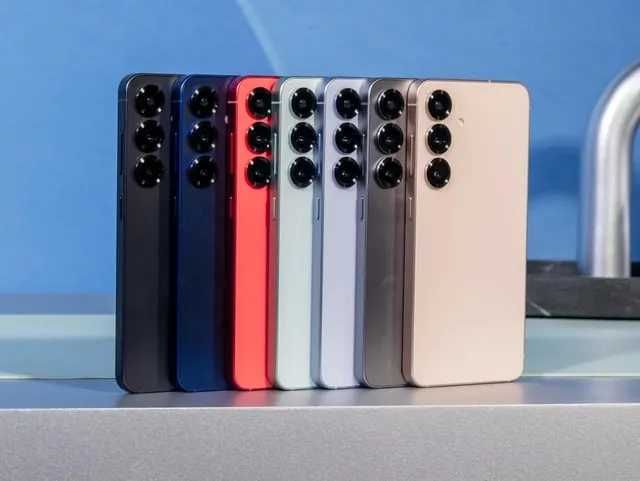 Nowy Samsung Galaxy S25 128GB Navy   2399 Sklep CentralGsm Wawa