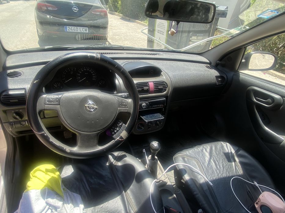 Vendo Corsa 2001