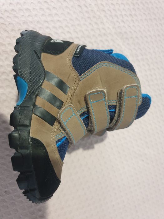 Черевики Adidas розмір 22