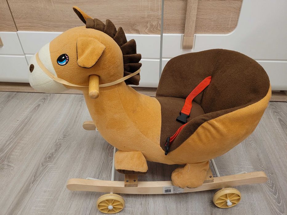 Koń konik na biegunach 2w1 jeździk na kołach