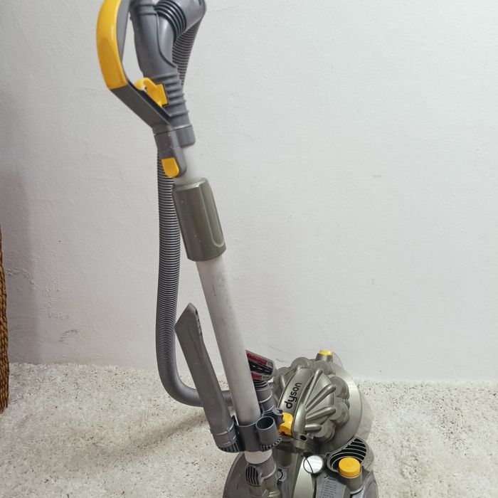 ダイソン DC08T イエロー 未使用品 2025年最新】DC08 DYSONの人気アイテム - メルカリ