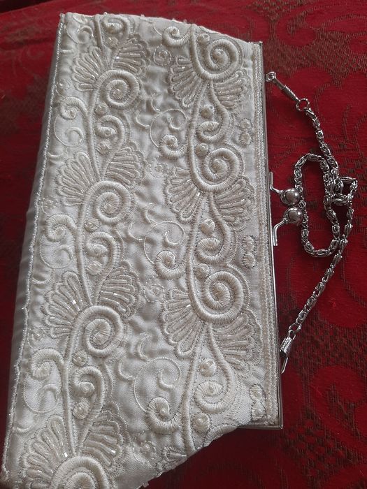 Сумочки на вибір.