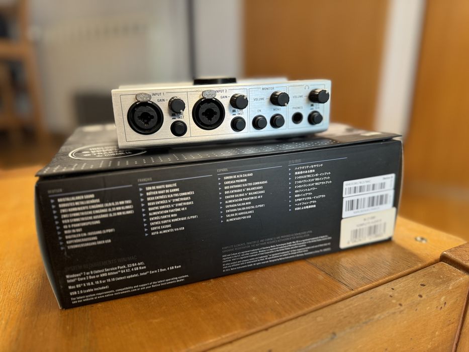 Native Instruments Komplete Audio 6 USB audio interface64284742269443122