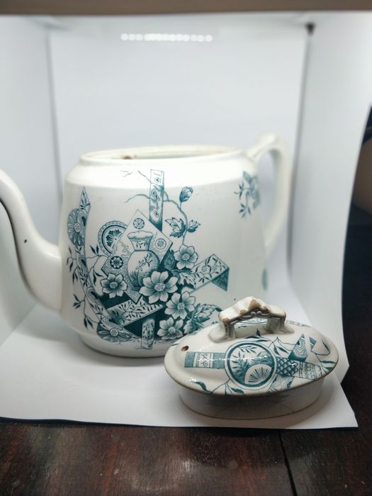 Bule em Faiança da Fabrica de Alcântara