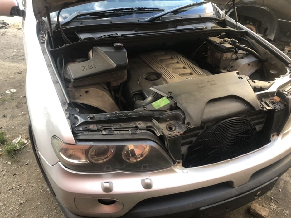 Разборка BMW X5 E53 E70 розборка Шрот запчастини БМВ Е70