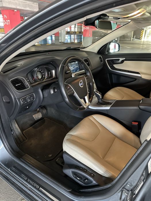 Volvo S60 2017 (2016) 2.0 бензин