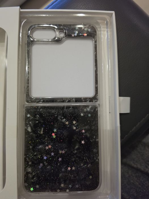 Używane etui do samsung z flip5