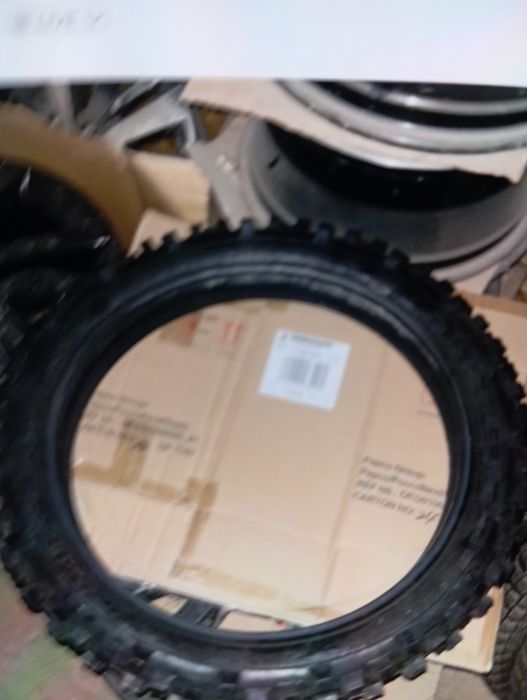 Sprzedam przednią oponę do Crossa rozmiar 110 na 80 x 18