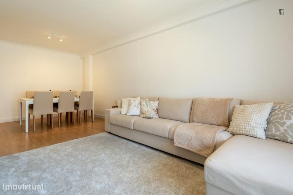 Apartamento com 3 quartos - localizado em Mafamude Porto