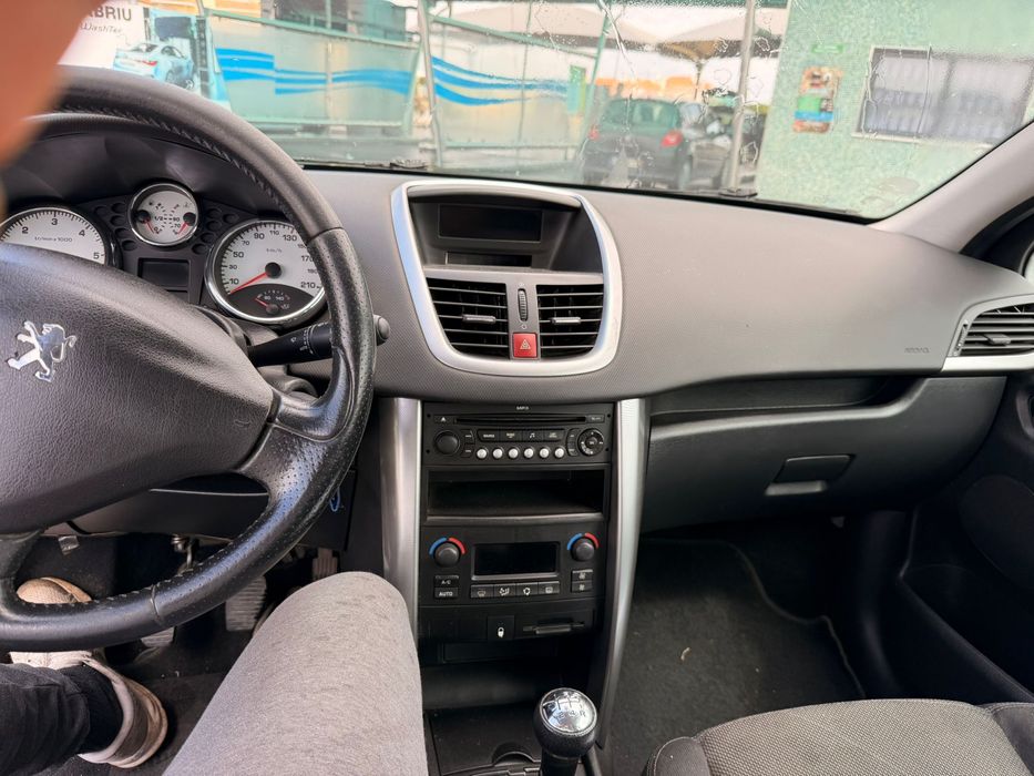 Peugeot 207 1.6 HDI 2008