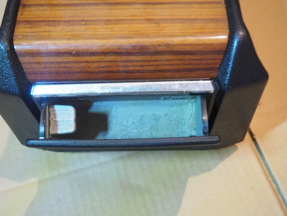 Schowek półka tylnej kanapy mercedes W124 coupe