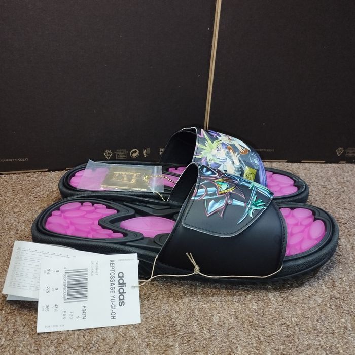 40,5,42,43. Тапки Adidas Reptossage Hook And Loop Slides x YU-GI-OH!