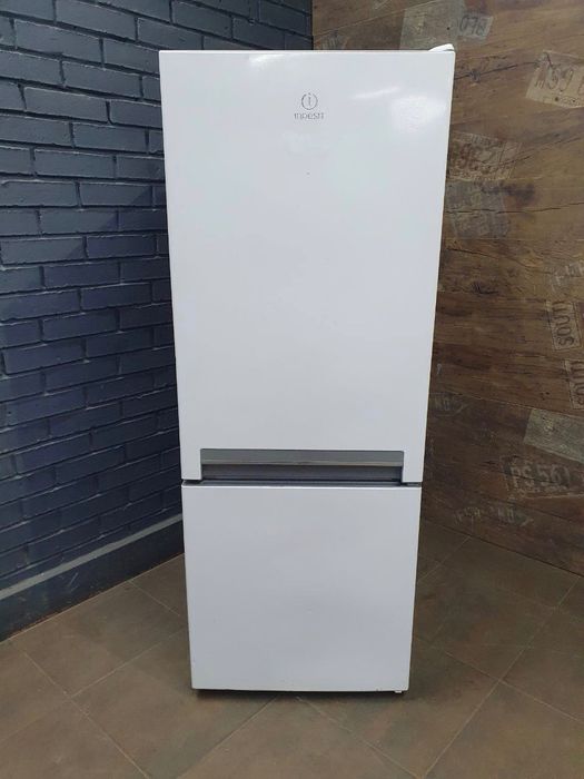 Холодильник INDESIT БУ 175 см знижка уцінка гарантія доставка занос