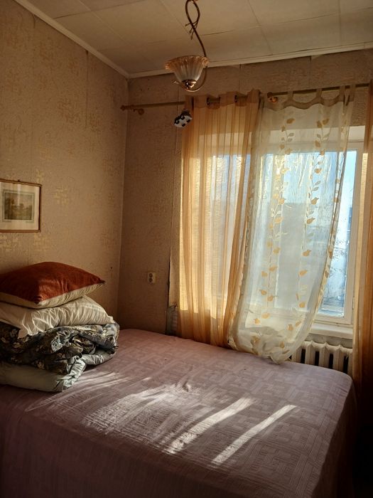 Пропонуємо до продажу  гарний та просторий будинок у м.Шпола.