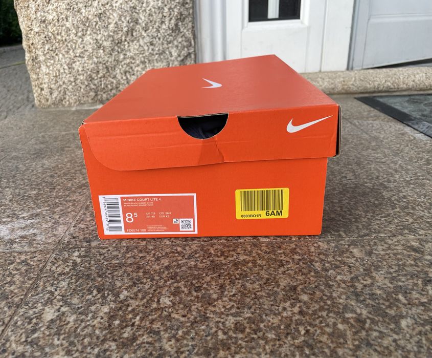 Sapatilhas Nike Court Lite 4 - Novas ( sem uso)