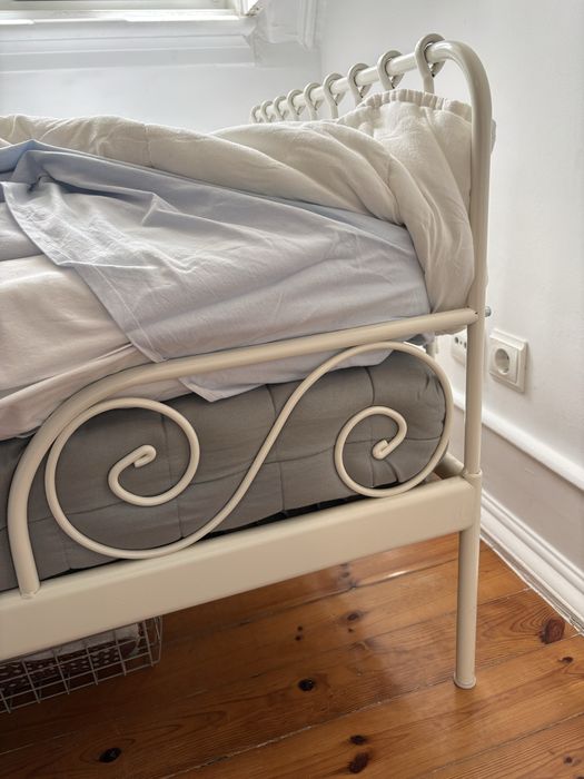 Cama Solteiro Ikea c/colchão