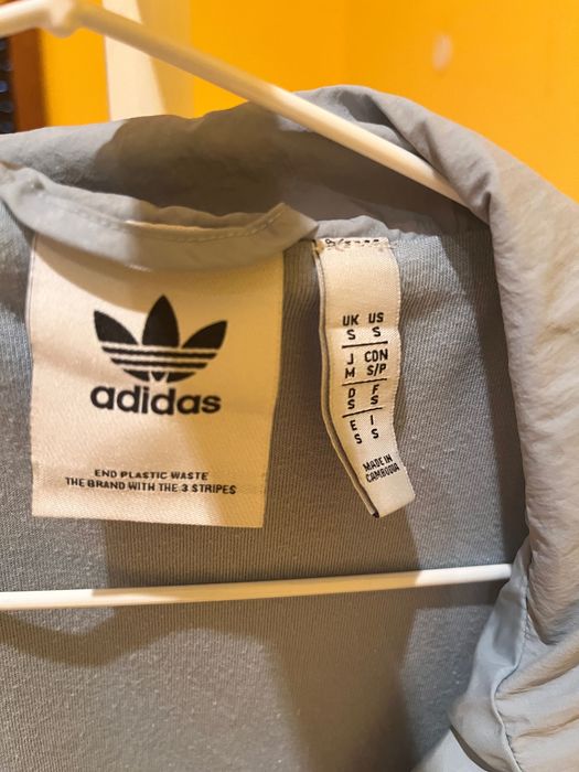 99% novo jaqueta adidas