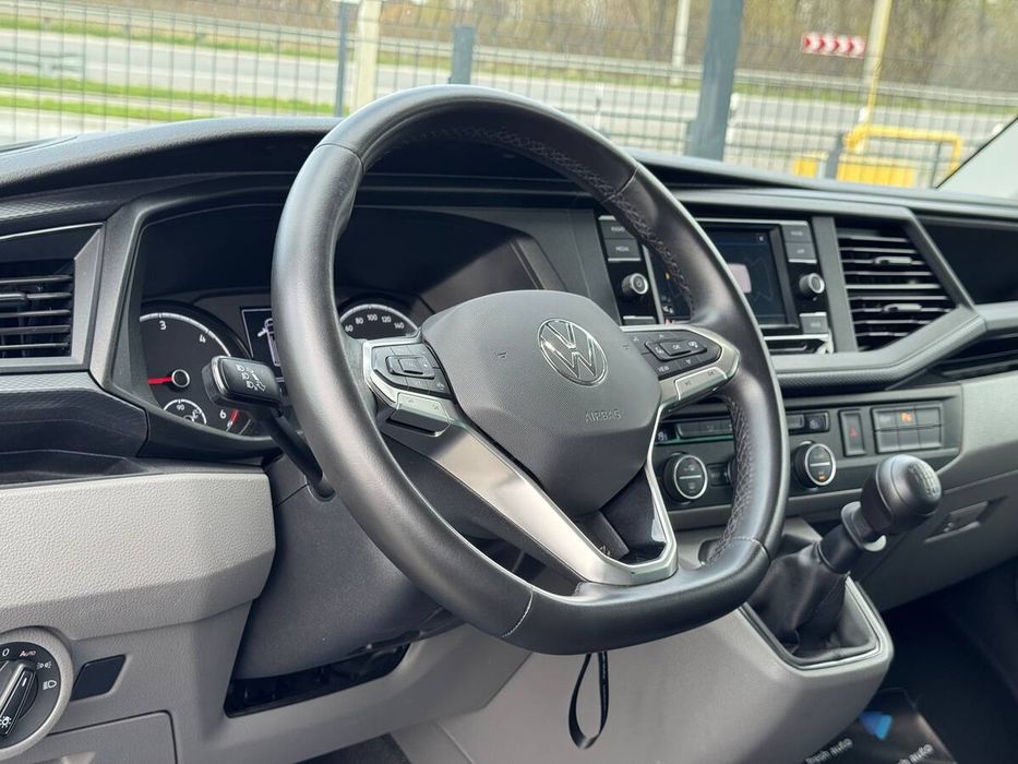 Volkswagen Caravelle 2021 freshauto