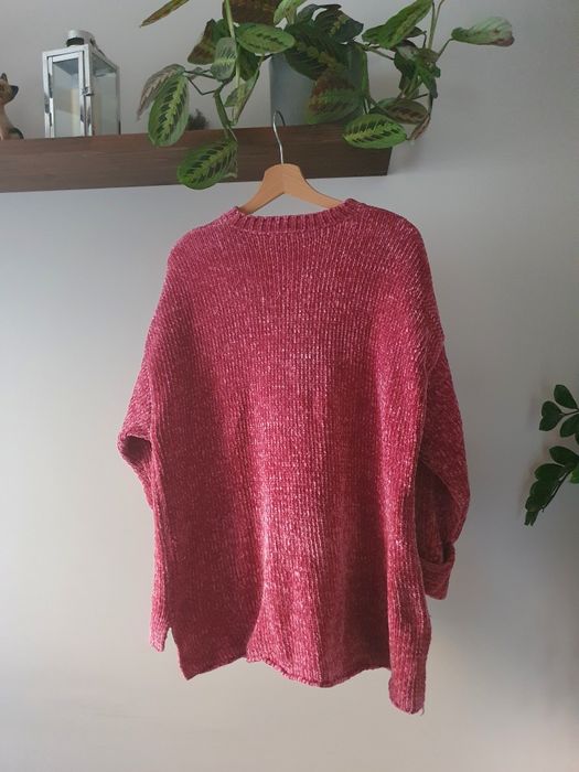 Sweter damski luźny oversize miękki otulający Pull & Bear M