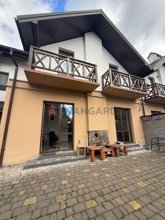 Продаж будинку в селі Конопниця