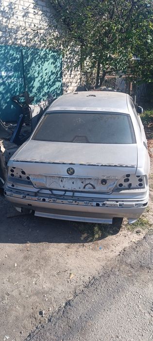 Бмв е60  е 30 е 36 е34 е60  е38  запчастикузов с документами