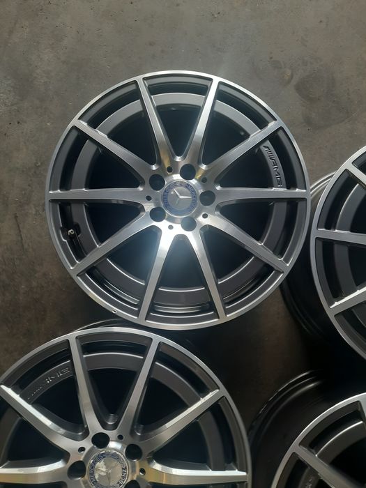 (064) Felgi 19" 5x112 ET 49 8j - Mercedes AMG