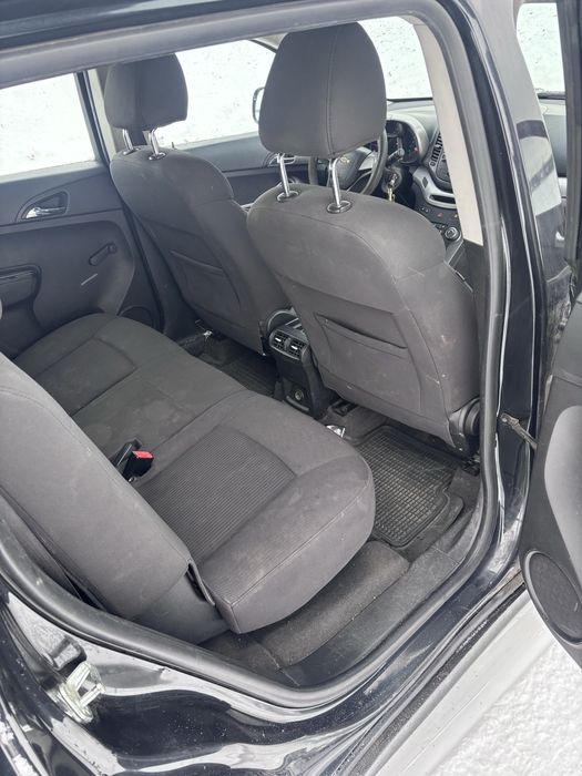 Chevrolet Orlando, hak, 7 osób