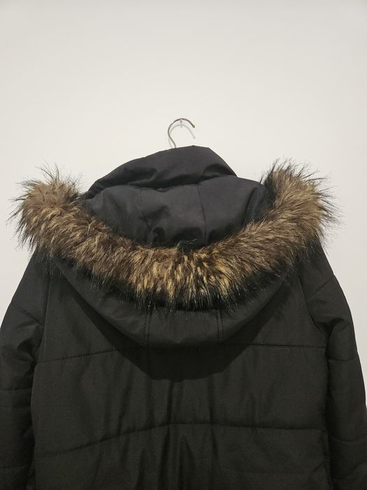 Parka com capuz preta