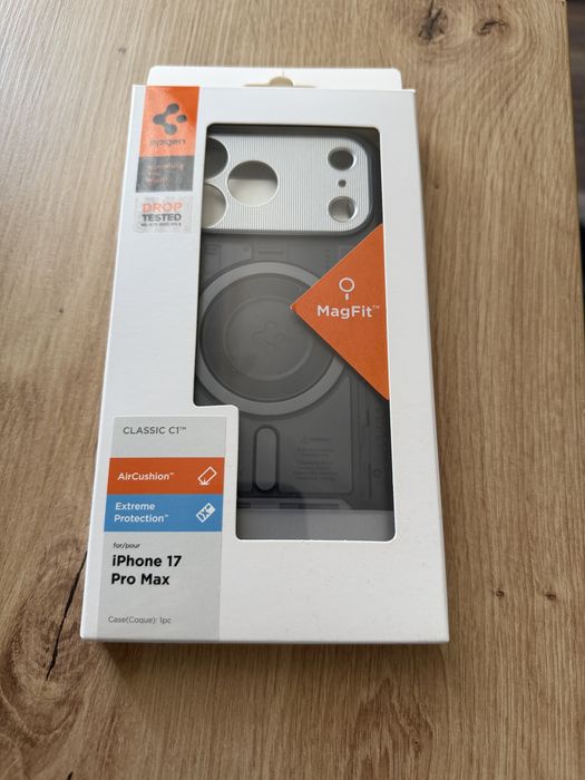 Etui spigen iphone 17 pro max