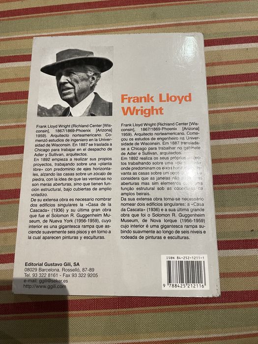 Frank Lloyd Wright430761427191746561