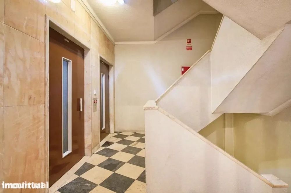Estúdio LOFT na Quinta Grande – Zona Nobre | 5 min do Colombo e Metro