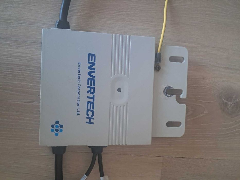 Microinversores e Box EDP Re:dy + dijuntores