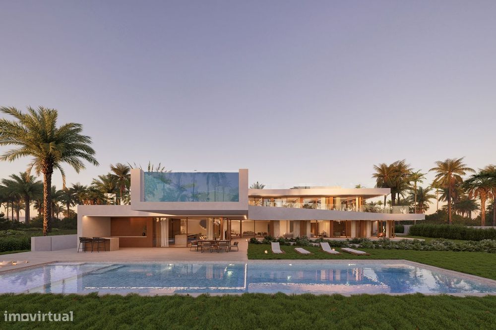 Luxo e Exclusividade nos Salgados a 400m da Praia e com Vista Mar