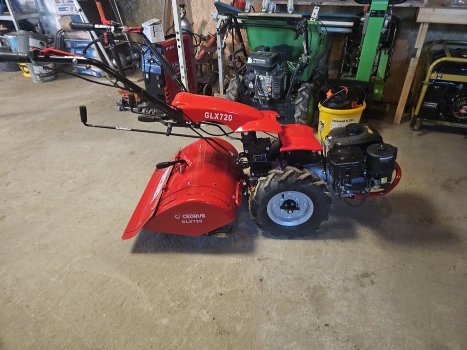 Wypożyczalnia,wynajem minikoparka koparek sprzetu budowlanego i ogrodo