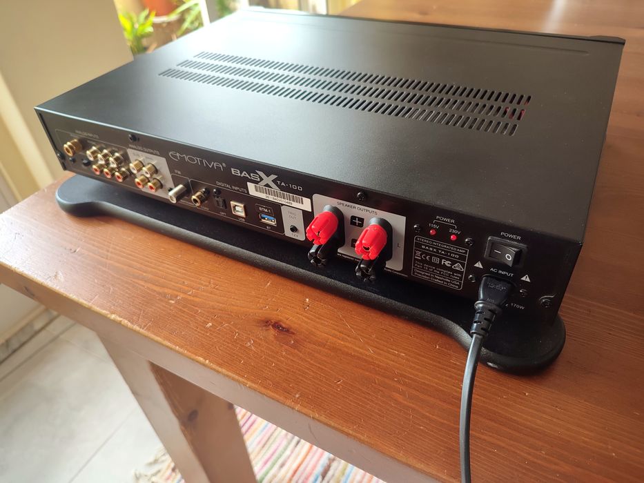 Emotiva BasX TA-100 Amplificador/Pre/Dac/Phono/FM Receiver Impecável!