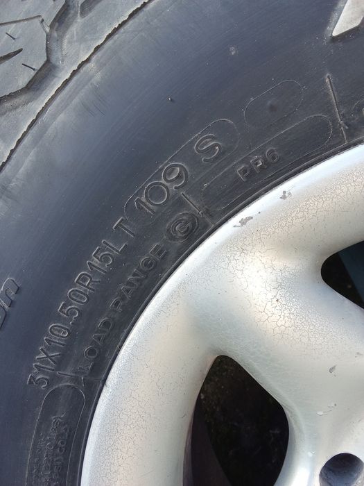 Conjunto jantes Italianas 4x4 e pneus 31/10.50R15LT  BF GOODRICH 109S