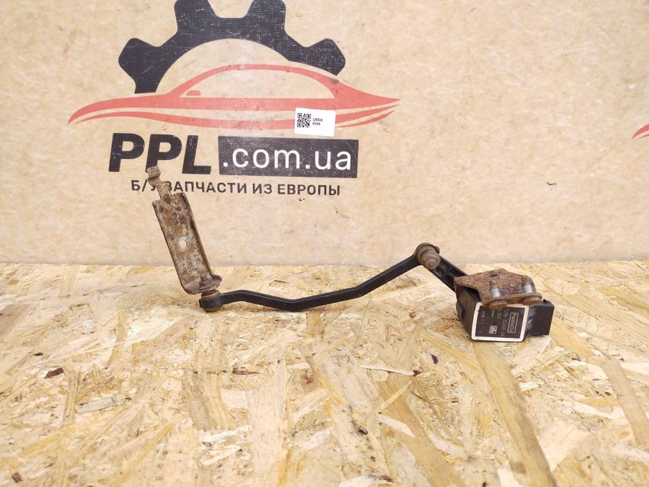 Volvo XC70 07-16 Датчик положения кузова передний левый 7G9N-3C438-AA