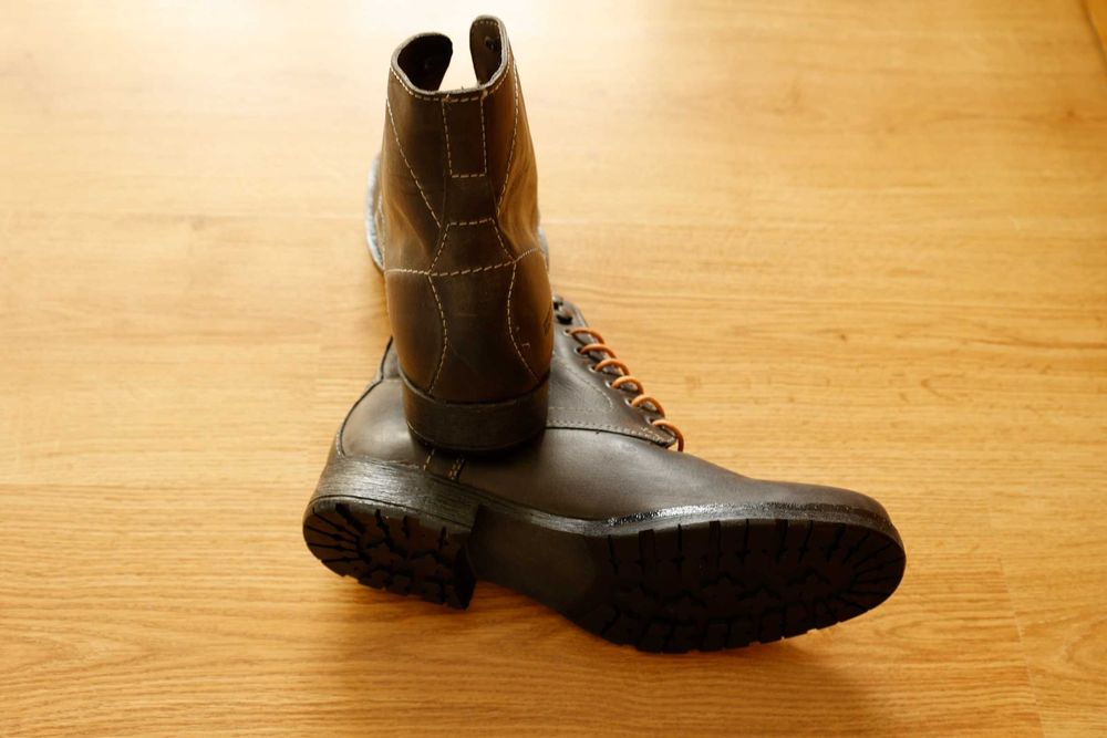 trzewiki  męskie skorzane Kenneth Cole Reaction rozm. 42