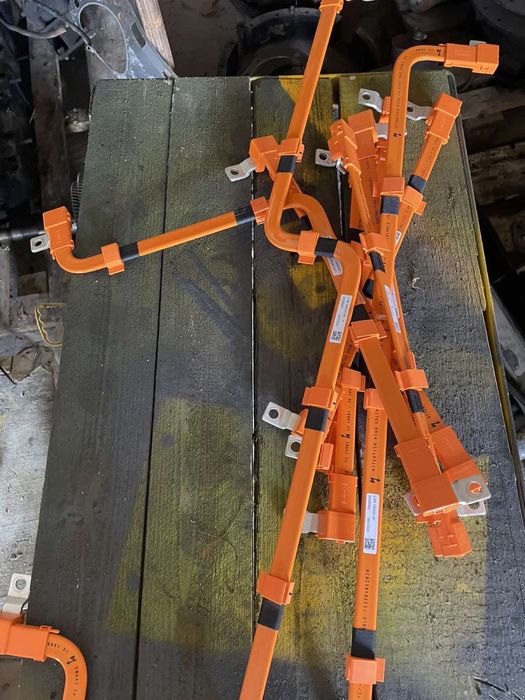 FORD Mustang Mach-E, деталі батареї 98,8кВт 75кВт