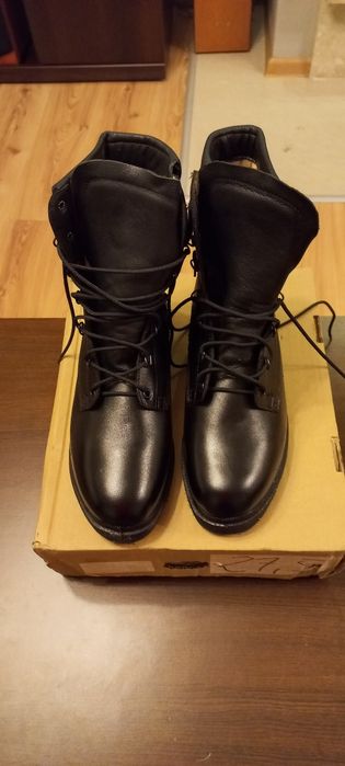 Sprzedam nowe buty wojskowe