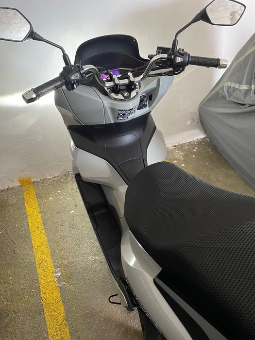 Honda pcx 2024 com 1400km