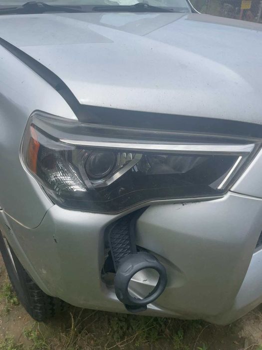 Капот Toyota 4Runner розборка шрот