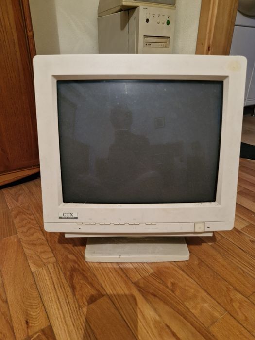 Monitor CTX antigo