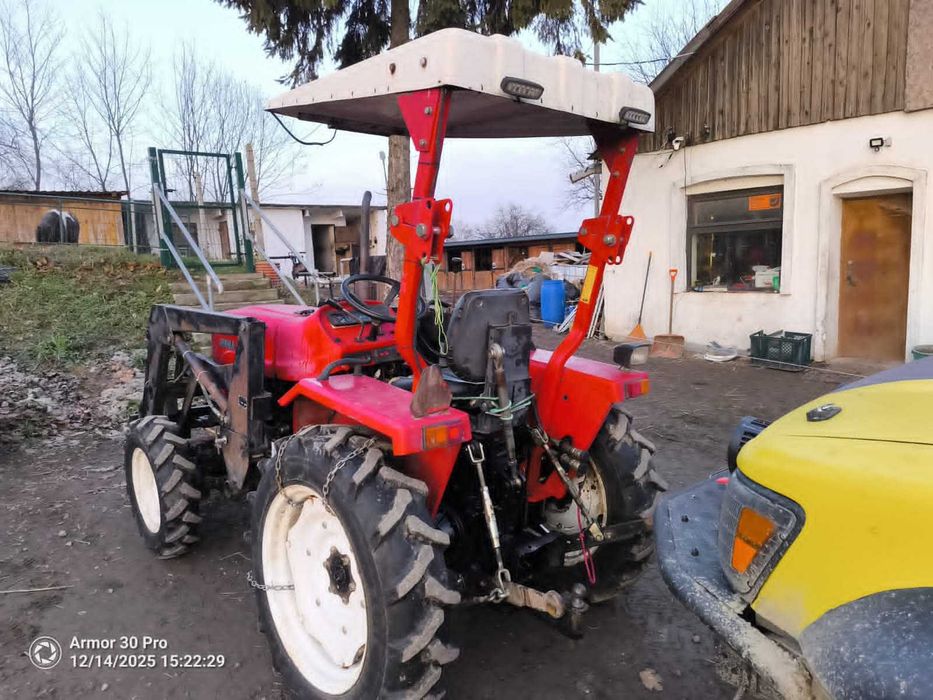 Sprzedam ciągnik z turem