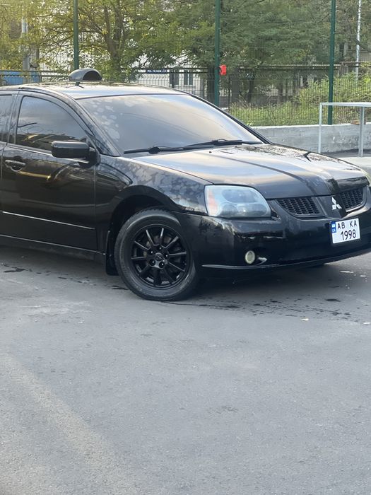 Mitsubishi galant 9