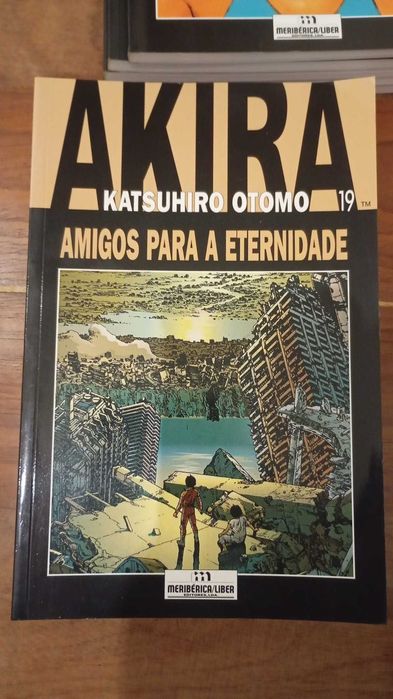Akira [19 volumes a cores] [completa]