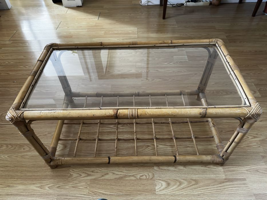 Mesa de Centro em Bambu e Vime com Tampo de Vidro