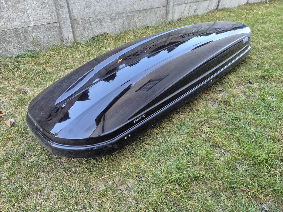 Bagażnik Thule Pacific 700 czarny połysk